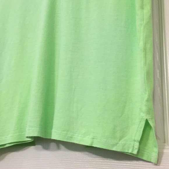 Hollister Fluorescent Green Tee - Picture 4 of 8